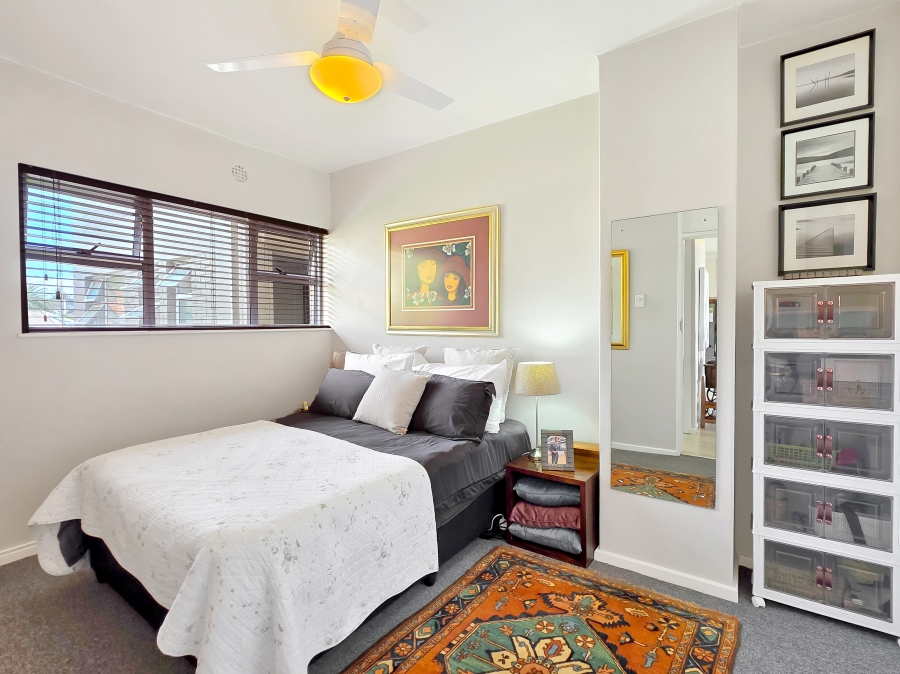 2 Bedroom Property for Sale in Green Point Western Cape